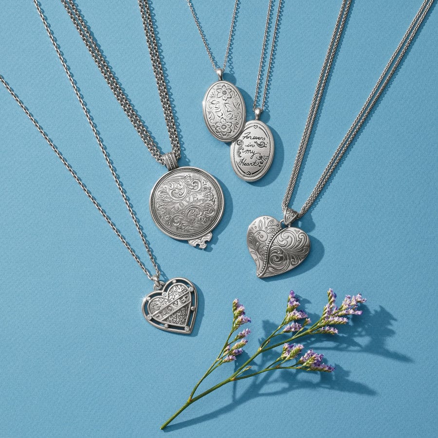  Essex Short Necklace
