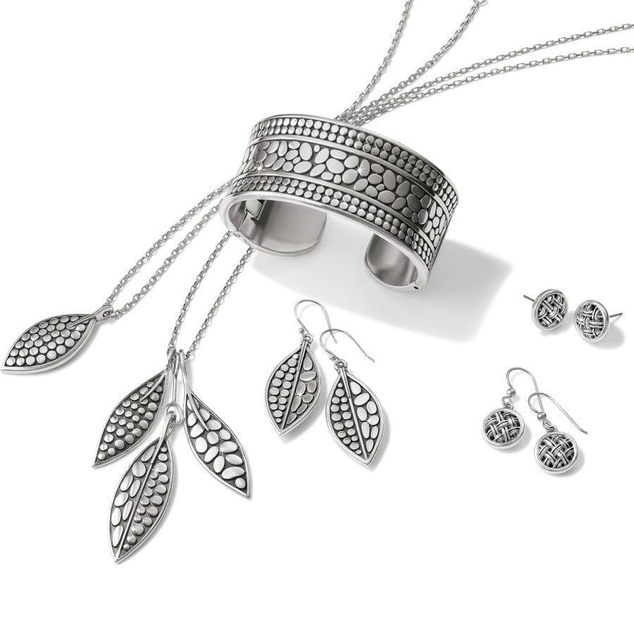  Pebble Leaf Short Necklace