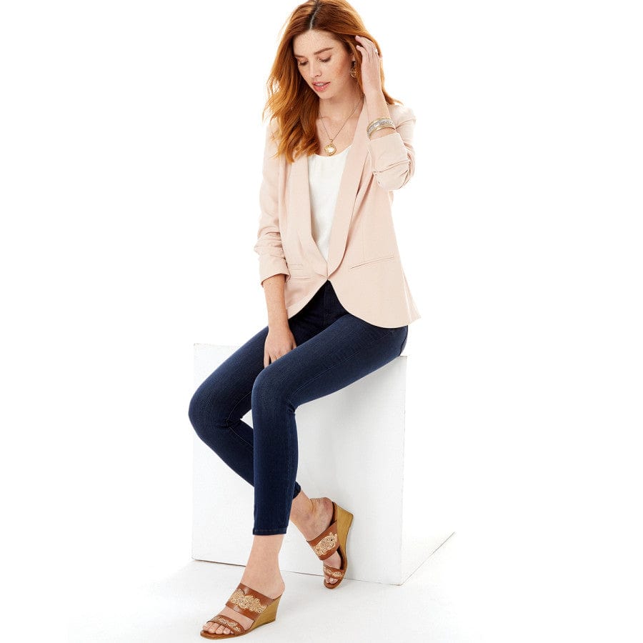  Rae Wedges