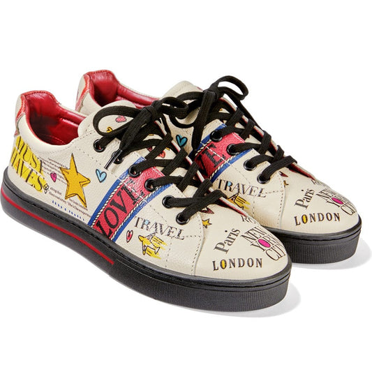  Scoop Sneakers